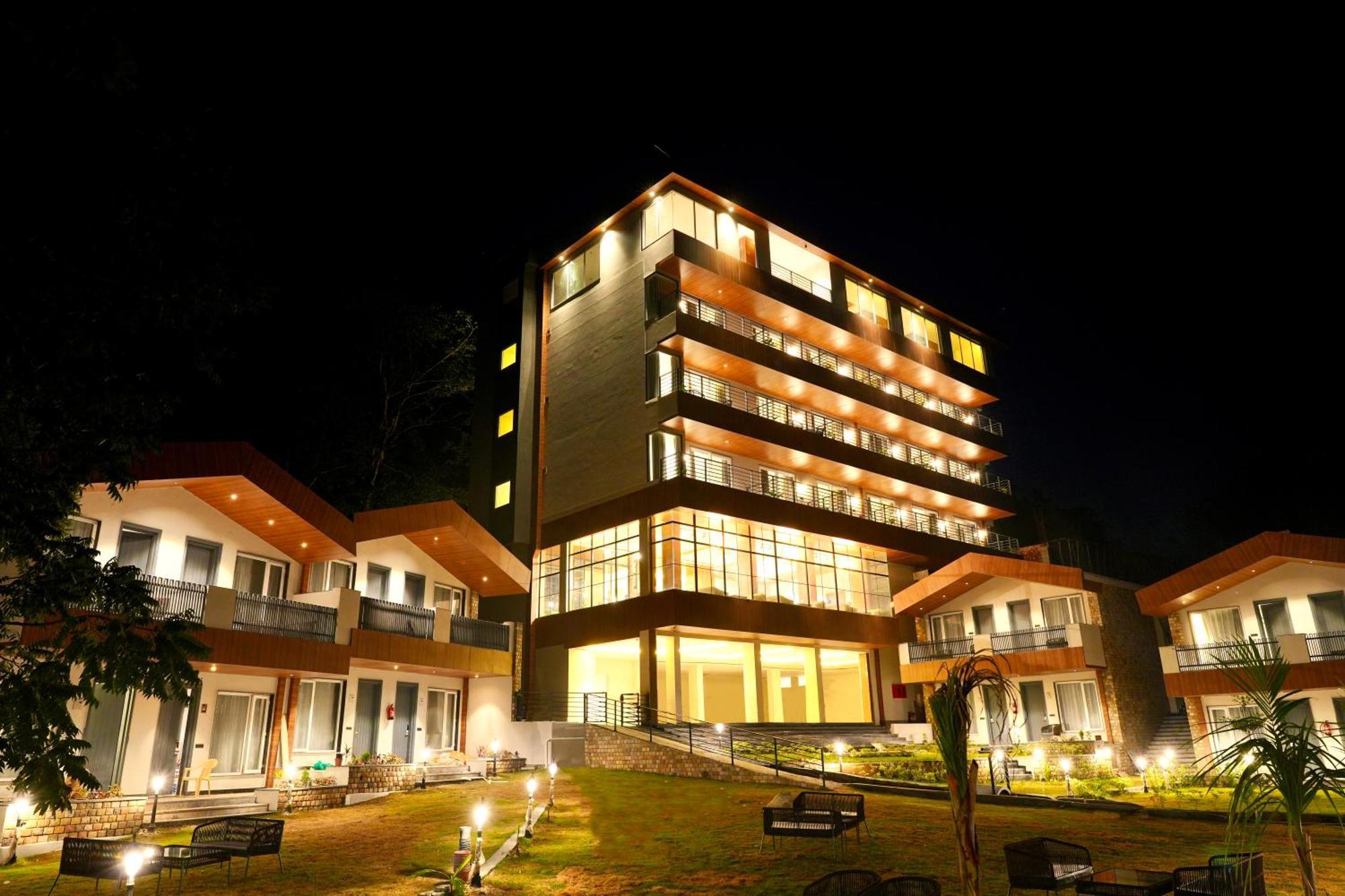 Dls Divine River Resort And Spa, ริชิเคช ภายนอก รูปภาพ