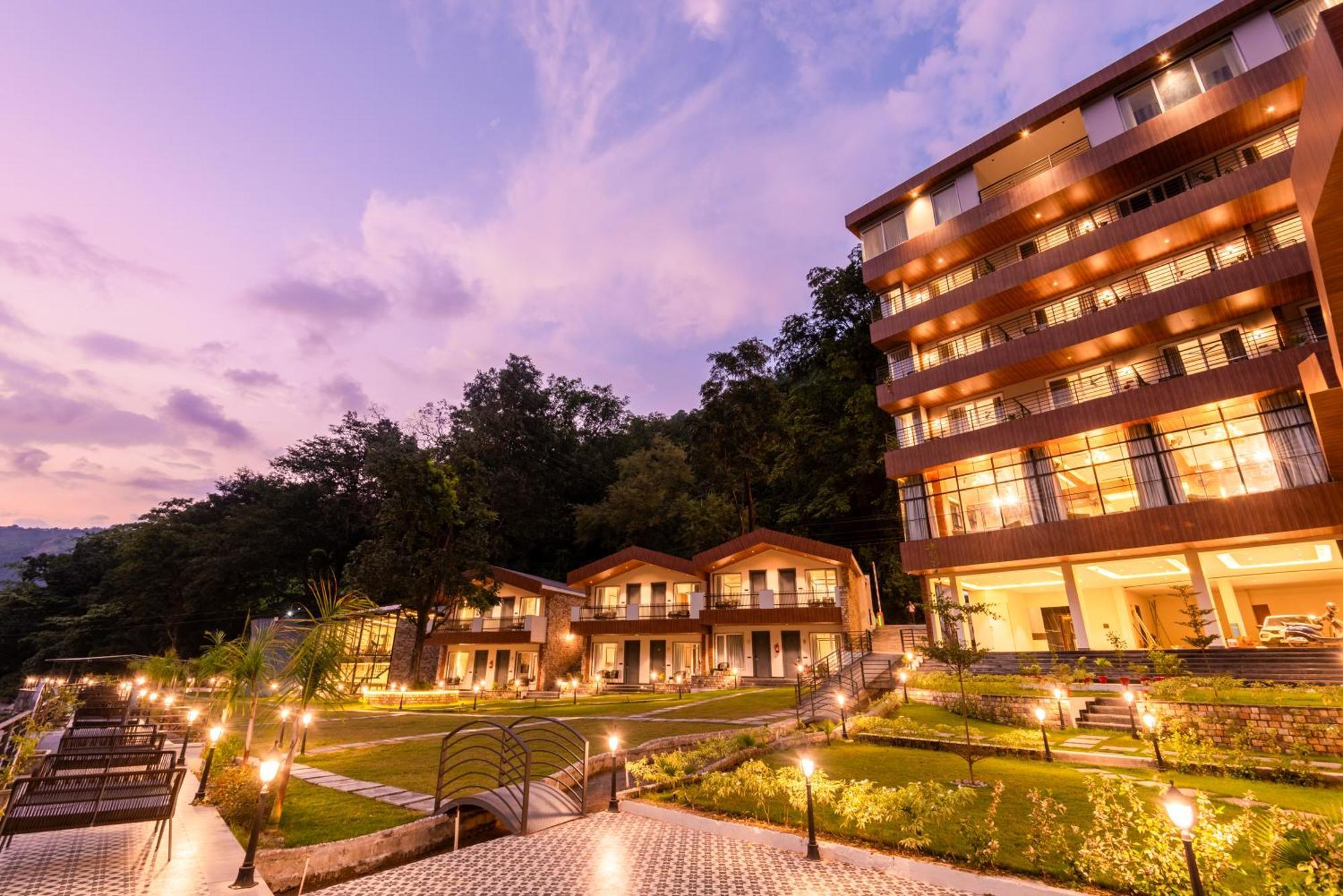 Dls Divine River Resort And Spa, ริชิเคช ภายนอก รูปภาพ