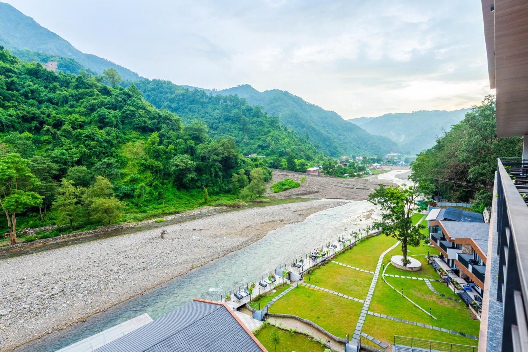 Dls Divine River Resort And Spa, ริชิเคช ภายนอก รูปภาพ