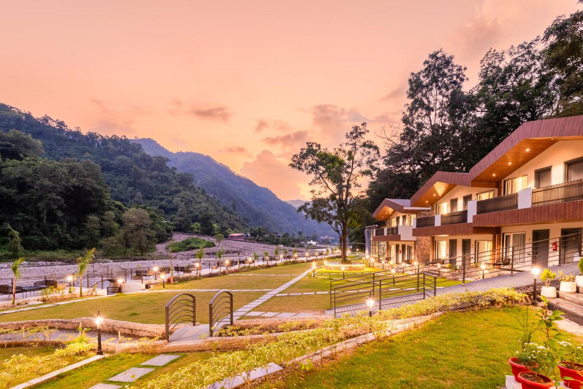 Dls Divine River Resort And Spa, ริชิเคช ภายนอก รูปภาพ