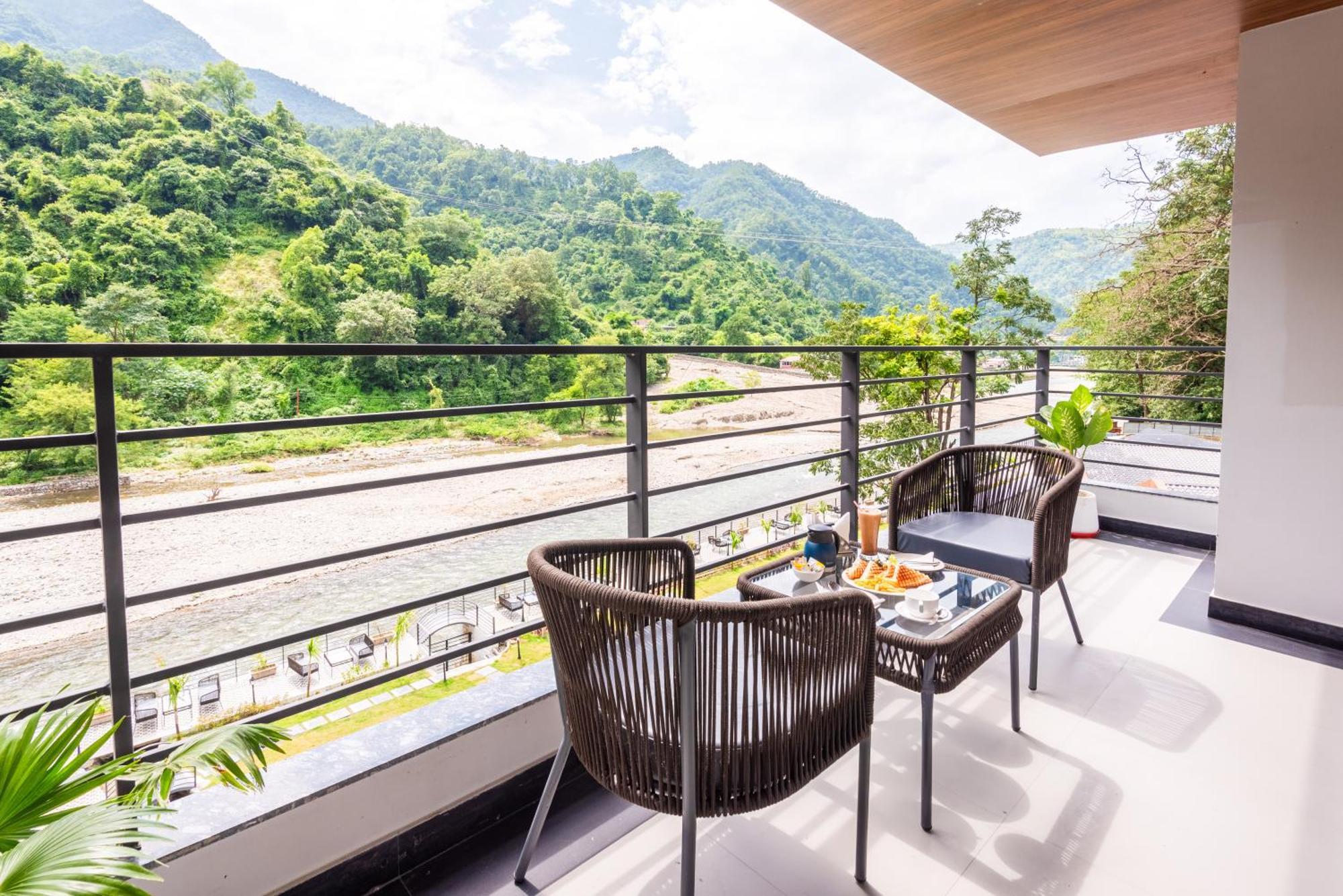 Dls Divine River Resort And Spa, ริชิเคช ภายนอก รูปภาพ
